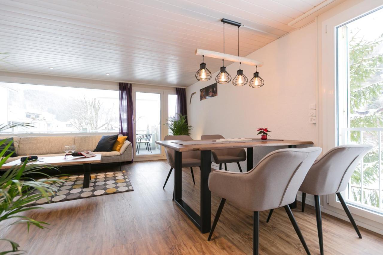 Spirit Apartments - Balkon - Bergsicht - Parkplatz Енгельберг Екстер'єр фото